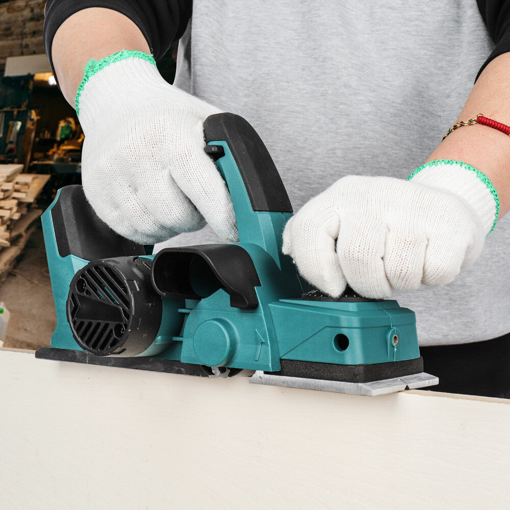 Effortless Woodworking with Our 18V Brushless Cordless Planer